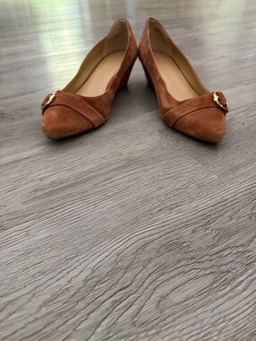 Talbots Pointed Toe Low Heel Suede Pumps in Brown Sz 10.5 EUC